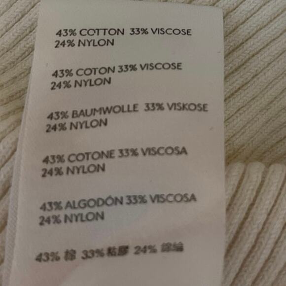 Urban Outfitters White Ribbed Turtleneck Knit Pullover Crop Sweater Top Size XS - Picture 4 of 4